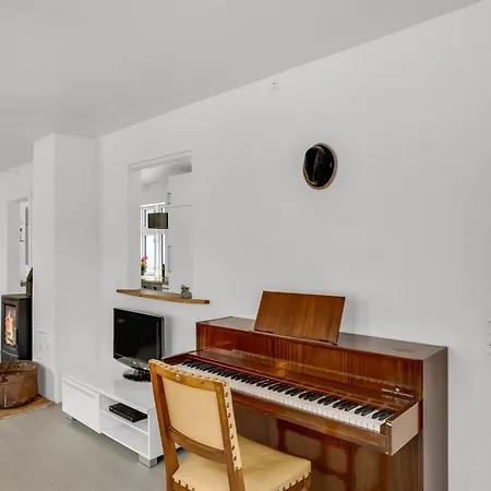 Emma - 700m From The Sea By Interhome *
